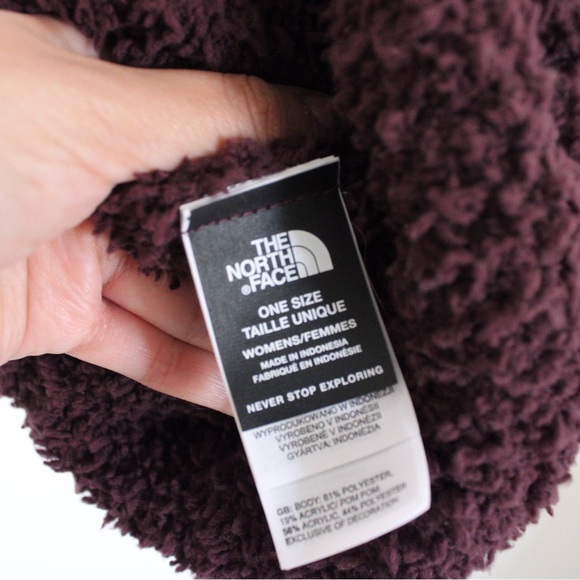 The North Face Purple Beanie - Picture 4 of 4